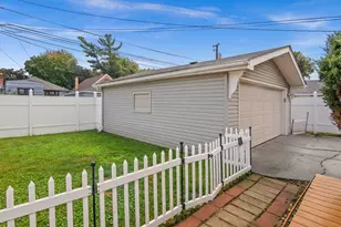 13041 S Muskegon Ave, Chicago, IL 60633 - Photo 6