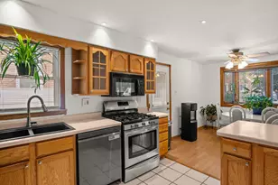 13041 S Muskegon Ave, Chicago, IL 60633 - Photo 12