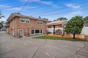 13041 S Muskegon Ave, Chicago, IL 60633 - Photo 4