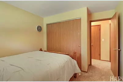 320 N Thornwood Drive #320, McHenry, IL 60050 - Photo 14