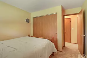 320 N Thornwood Dr, McHenry, IL 60050 - Photo 14