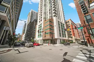 170 W Polk St, Chicago, IL 60605 - Photo 2