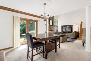 2255 Durand Dr, Downers Grove, IL 60515 - Photo 4