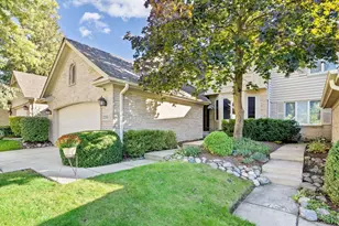 2255 Durand Dr, Downers Grove, IL 60515 - Photo 1