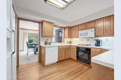 2255 Durand Drive, Downers Grove, IL 60515 - Photo 6