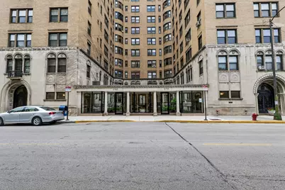 1755 E 55th Street #605, Chicago, IL 60615 - Photo 1