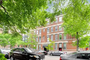 223 W Wisconsin St, Chicago, IL 60614 - Photo 1