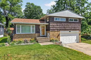 416 W Bluff St, Streator, IL 61364 - Photo 2