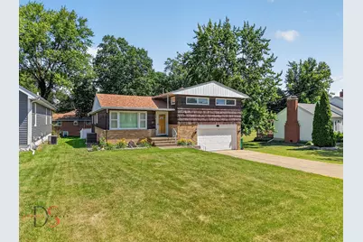 416 W Bluff Street, Streator, IL 61364 - Photo 1