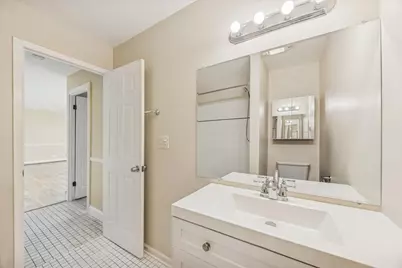1041 N Mill Street #307, Naperville, IL 60563 - Photo 12