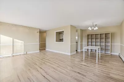 1041 N Mill Street #307, Naperville, IL 60563 - Photo 10