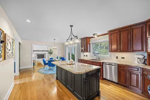 2103 Nachtman Ct, Wheaton, IL 60187 - Photo 6