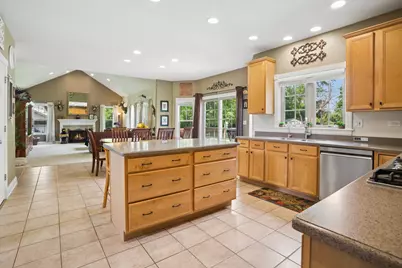 497 Widgeon Lane, Bloomingdale, IL 60108 - Photo 6