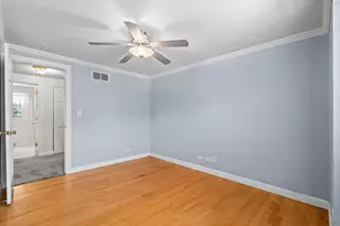 533 N Beck Rd, Lindenhurst, IL 60046 - Photo 14