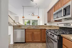 1008 E Wilson Ave, Lombard, IL 60148 - Photo 10