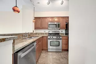 1008 E Wilson Ave, Lombard, IL 60148 - Photo 8