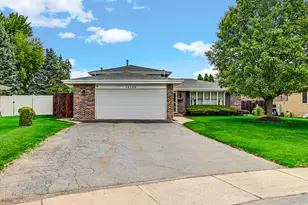 13109 Linder Ave, Crestwood, IL 60418 - Photo 2