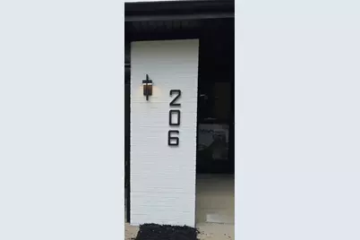 206 Imperial Drive, Bloomington, IL 61701 - Photo 2