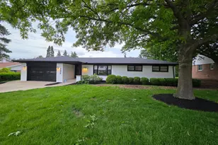 206 Imperial Dr, Bloomington, IL 61701 - Photo 32