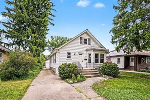 1094 Walter Ave, Des Plaines, IL 60016 - Photo 2