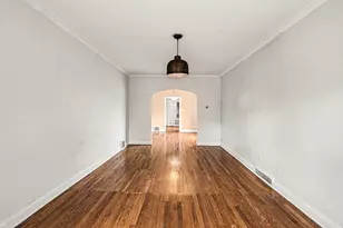 1094 Walter Ave, Des Plaines, IL 60016 - Photo 6