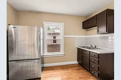 1094 Walter Avenue, Des Plaines, IL 60016 - Photo 8