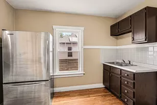 1094 Walter Ave, Des Plaines, IL 60016 - Photo 8