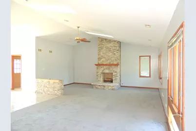 7706 Warwick Avenue, Darien, IL 60561 - Photo 28