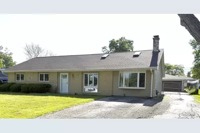 7706 Warwick Avenue, Darien, IL 60561 - Photo 2