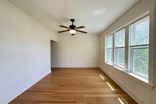 2856 W Cullom Ave, Chicago, IL 60618 - Photo 10