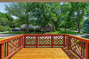 69 Central Ave, Aurora, IL 60506 - Photo 2