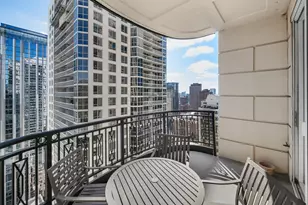 10 E Delaware Pl, Chicago, IL 60611 - Photo 16