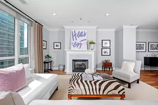 10 E Delaware Pl, Chicago, IL 60611 - Photo 4