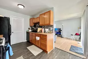 7544 Bristol Ln, Hanover Park, IL 60133 - Photo 6