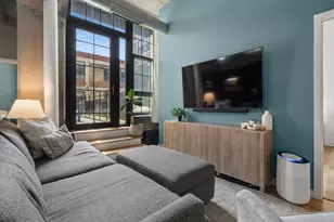 3963 W Belmont Ave, Chicago, IL 60618 - Photo 6