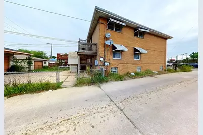 7448 S Maplewood Avenue, Chicago, IL 60629 - Photo 2