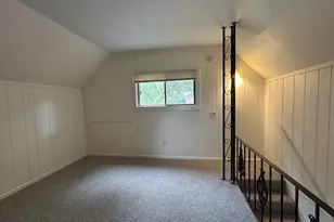637 W Main St, Genoa, IL 60135 - Photo 10