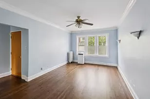 717 Reba Pl, Evanston, IL 60202 - Photo 4