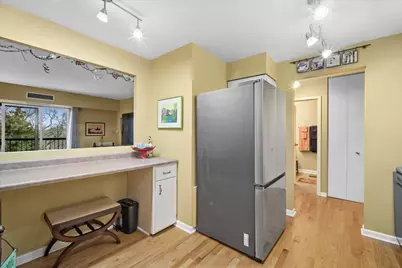 1515 E Central Road #462B, Arlington Heights, IL 60005 - Photo 12