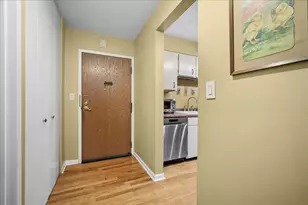 1515 E Central Rd, Arlington Heights, IL 60005 - Photo 2
