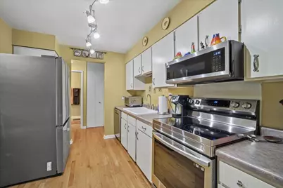 1515 E Central Road #462B, Arlington Heights, IL 60005 - Photo 14