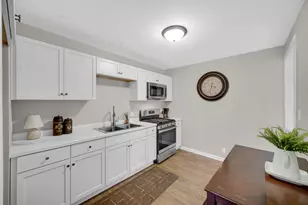 1376 Lennington Circle, Kankakee, IL 60901 - Photo 8