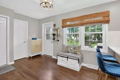 305 Tanglewood Lane, Naperville, IL 60563 - Photo 12