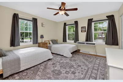 305 Tanglewood Lane, Naperville, IL 60563 - Photo 18