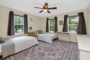 305 Tanglewood Ln, Naperville, IL 60563 - Photo 18