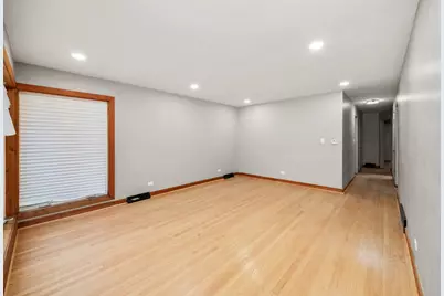 12809 S May Street, Calumet Park, IL 60827 - Photo 2