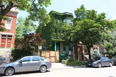 870 W Buckingham Place #CH, Chicago, IL 60657 - Photo 1