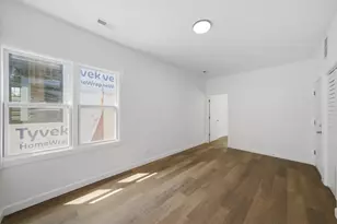 8739 S Colfax Ave, Chicago, IL 60617 - Photo 20