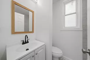 8739 S Colfax Ave, Chicago, IL 60617 - Photo 12