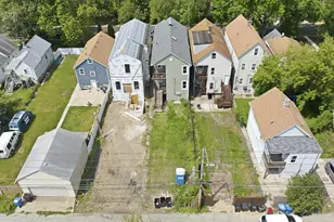 8739 S Colfax Ave, Chicago, IL 60617 - Photo 26